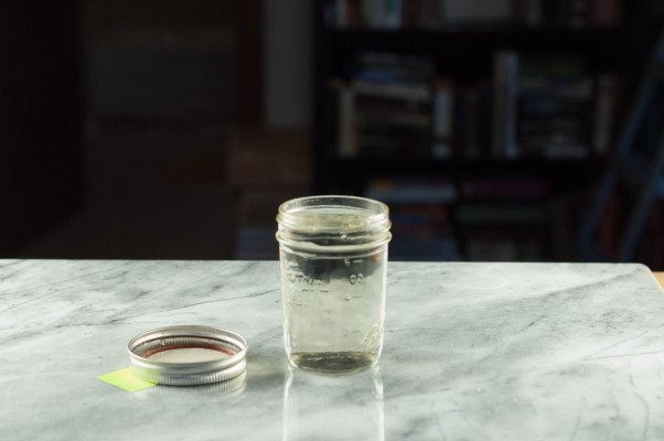 如何制作简单的糖浆（和7个更具变化）#cocktailbasics从开花到stew |因为可口www.andrewtoms.com.