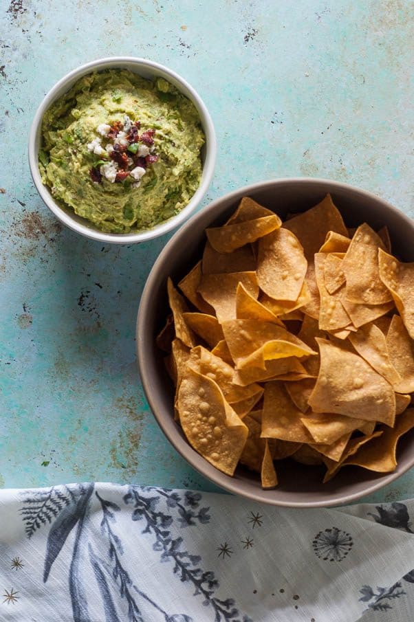 培根蓝奶酪鳄梨酱。从花到茎|因为美味| www.andrewtoms.com